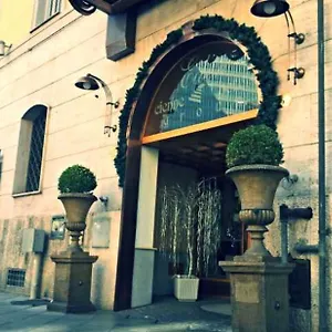 Eden Hotel